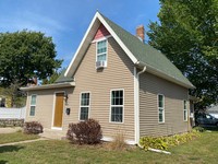 1019 Cass St_1
