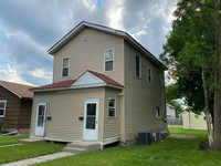 1219_21_S._8th_St 1219_21_S._8th_St