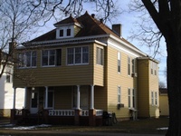 908_912_Main_Street